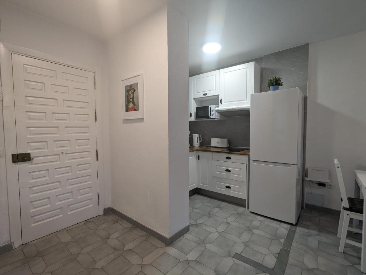 Apartamento Entero, Enormes Piscinas, Terraza Y Playa Бенальмадена Екстер'єр фото