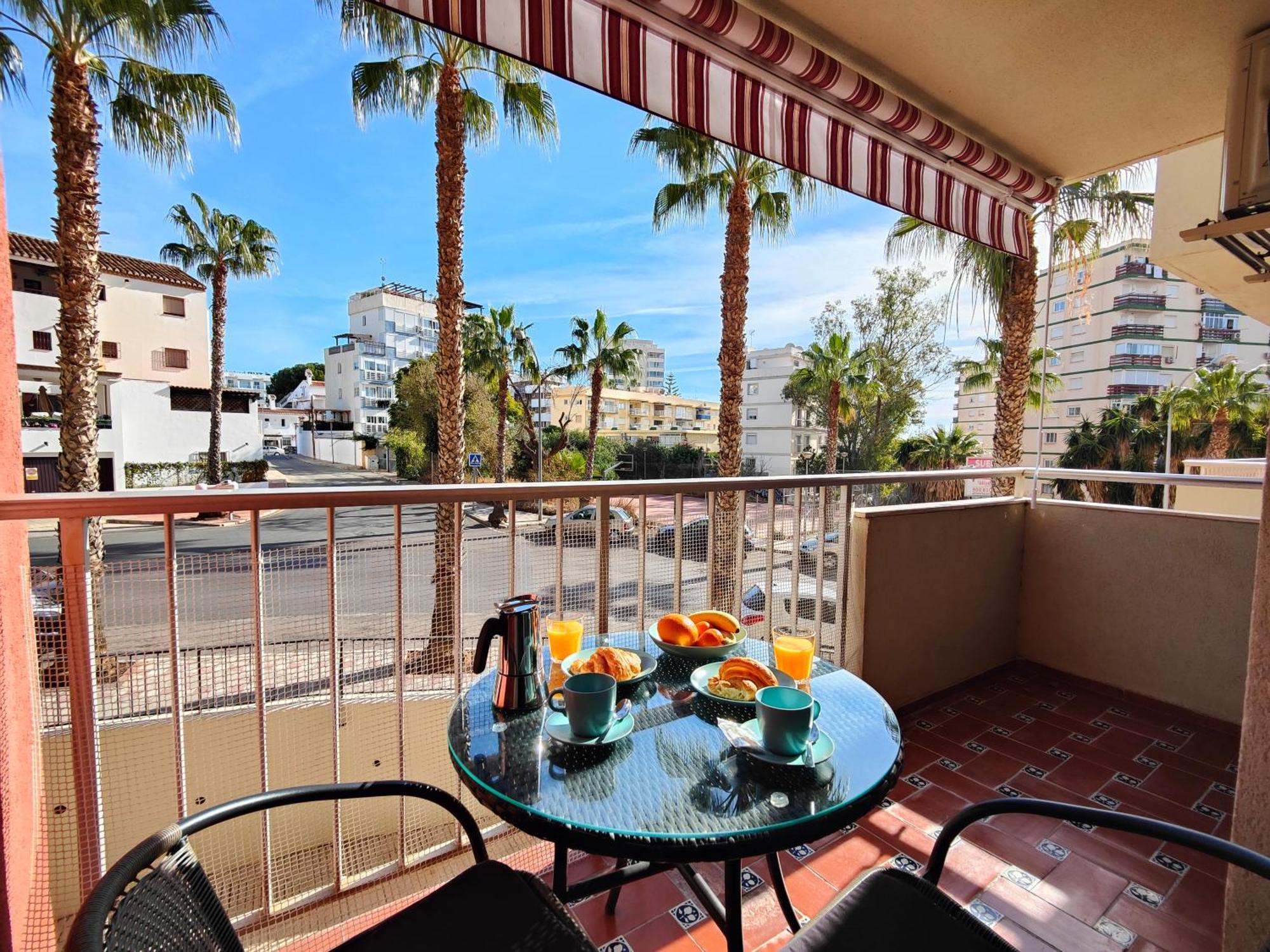 Apartamento Entero, Enormes Piscinas, Terraza Y Playa Бенальмадена Екстер'єр фото