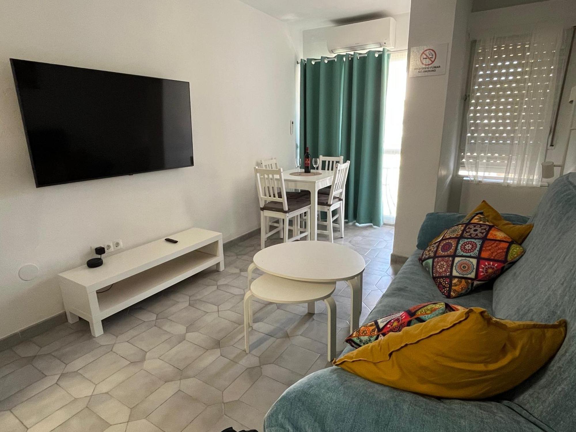 Apartamento Entero, Enormes Piscinas, Terraza Y Playa Бенальмадена Екстер'єр фото