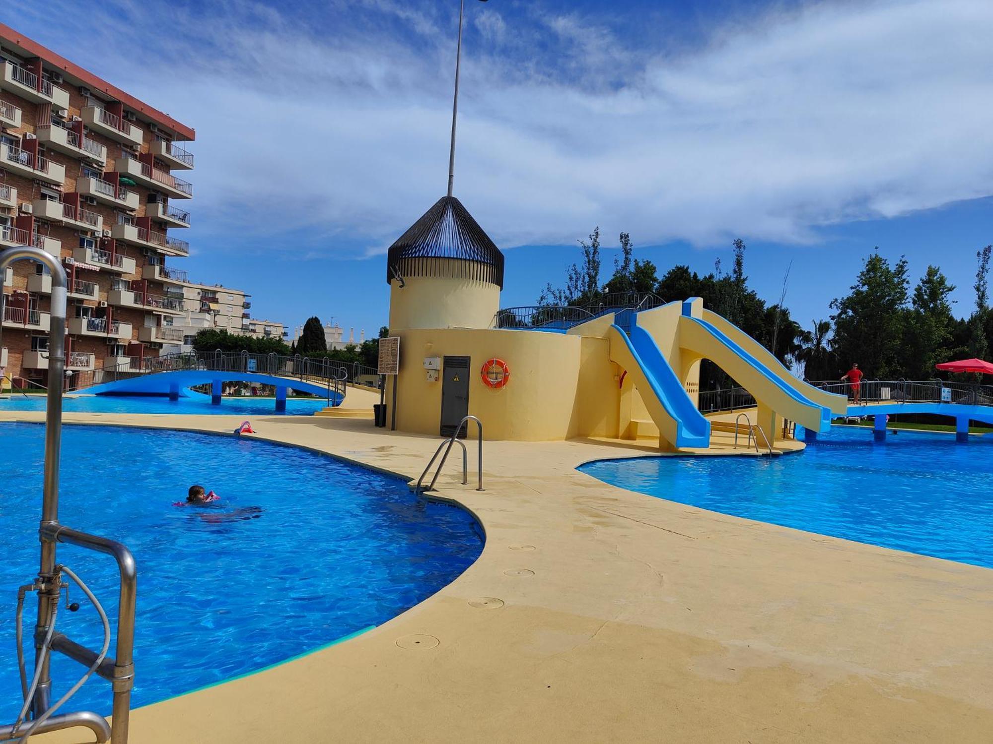 Apartamento Entero, Enormes Piscinas, Terraza Y Playa Бенальмадена Екстер'єр фото