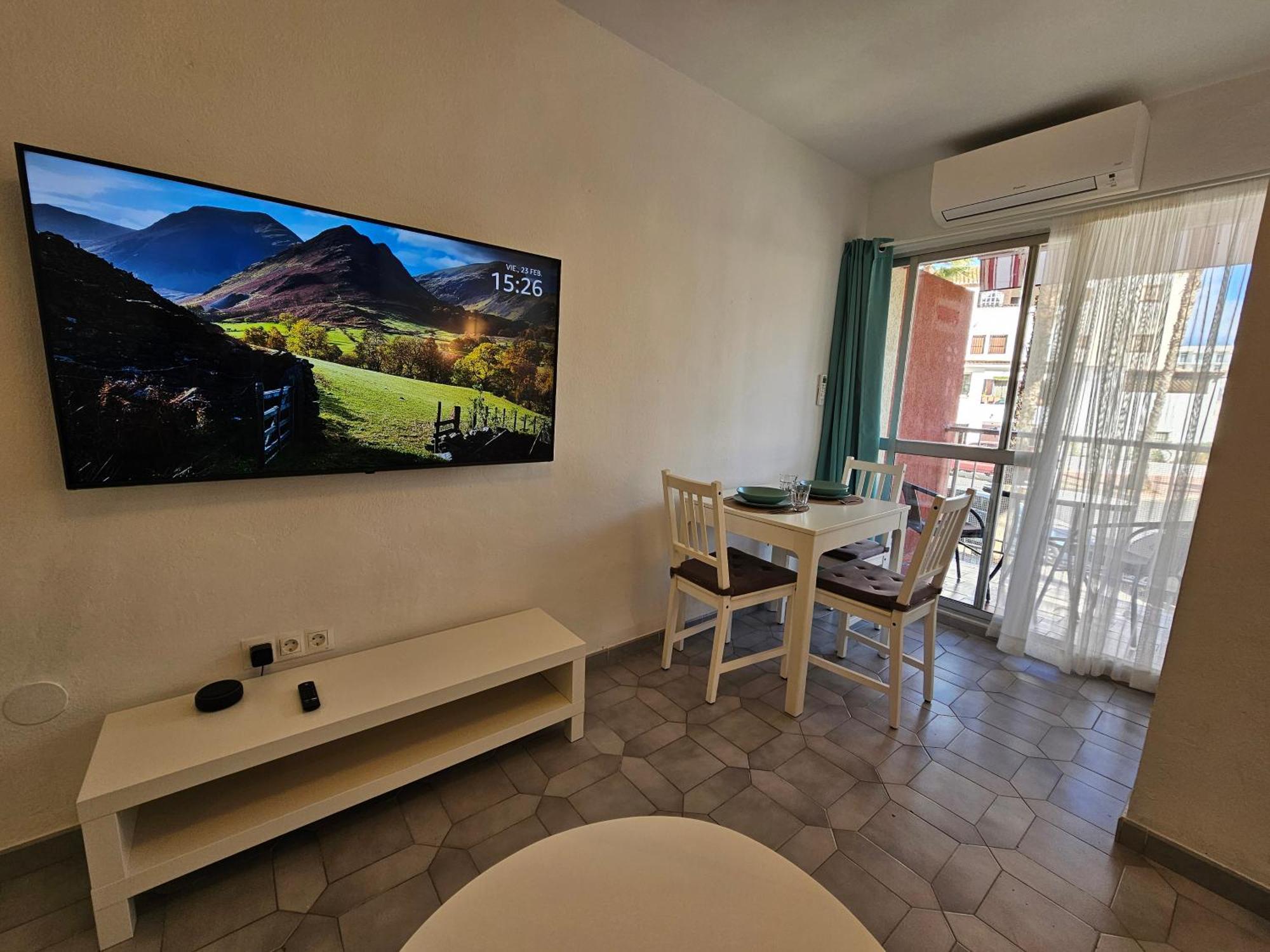 Apartamento Entero, Enormes Piscinas, Terraza Y Playa Бенальмадена Екстер'єр фото